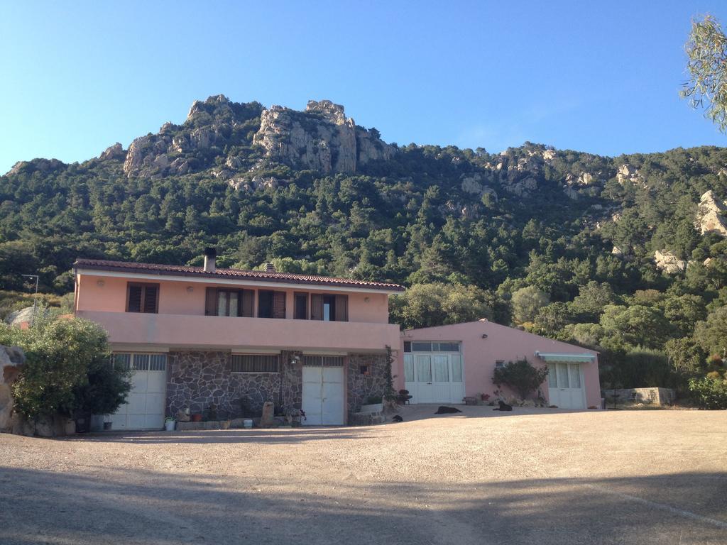 Agriturismo Monte Pino Telti Exterior foto